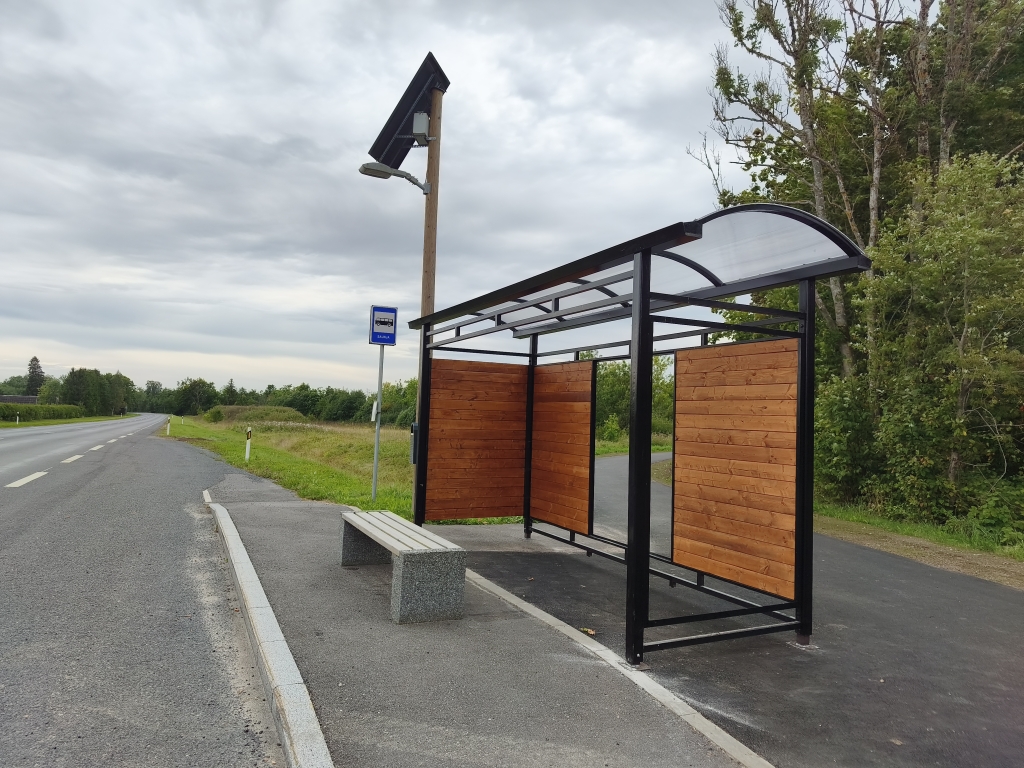 Saunja bussiootepaviljon